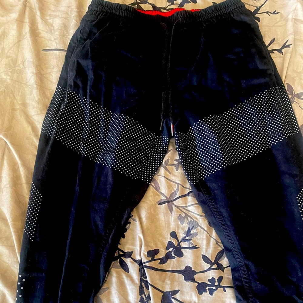Men’s Slim fit Joggers Size 32 Waist